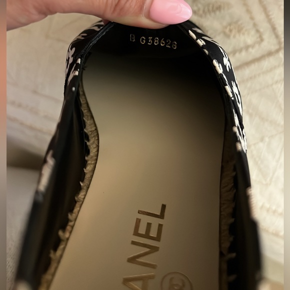 BNIB 22P Chanel floral espadrilles size 37 - Picture 9 of 10
